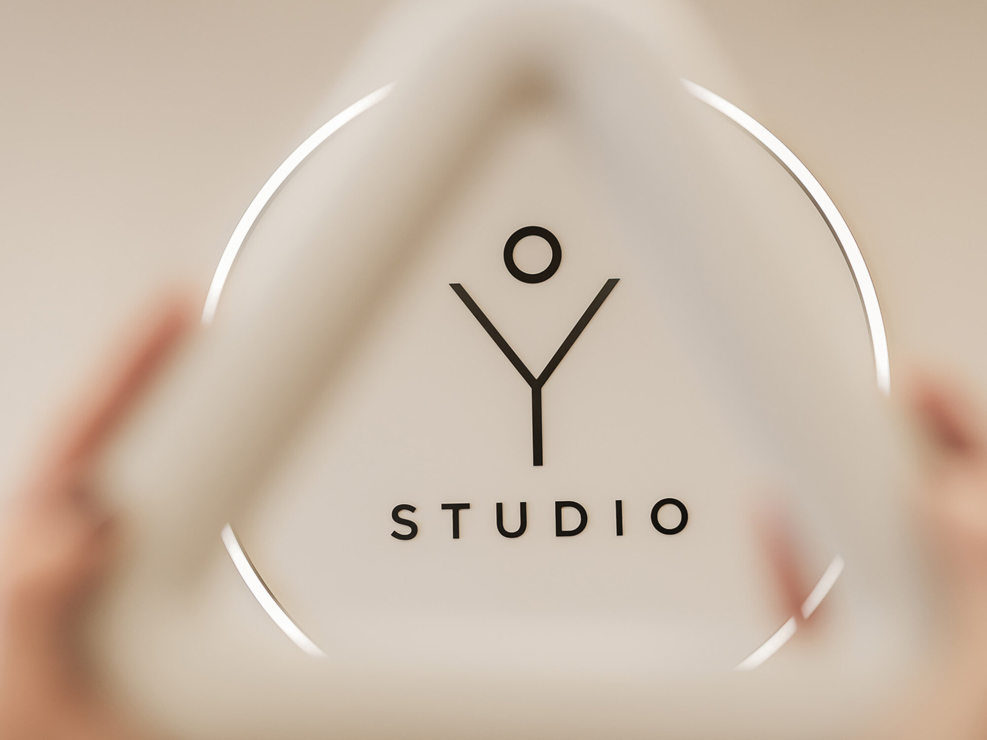 Logo Y studio Brno – vytvořte si profil a začněte cvičit v rezidenci Meridiem